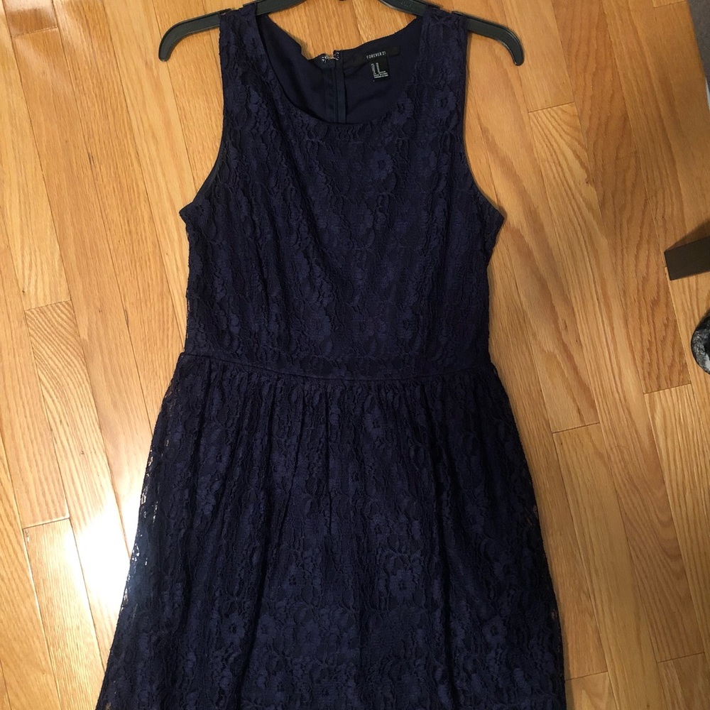 Navy lace dress size M